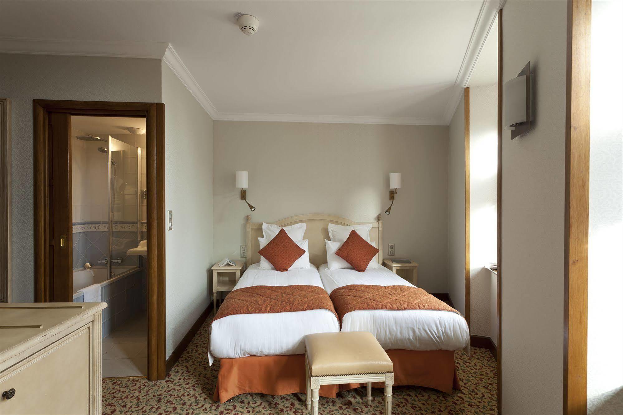 Auberge Saint Pierre Mont-Saint-Michel Kültér fotó